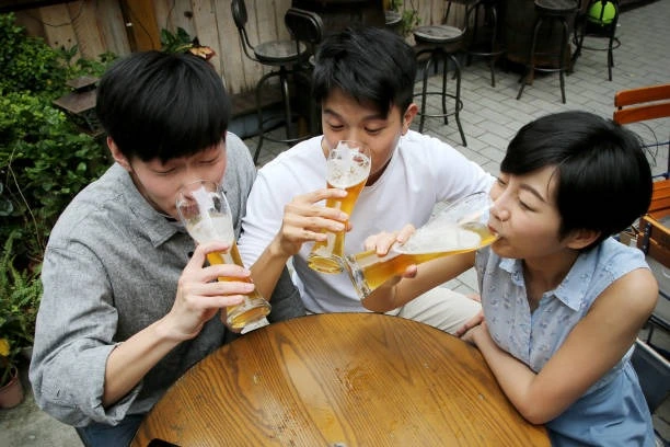 How Did Heineken Win Big in China’s Shrinking Beer Market?